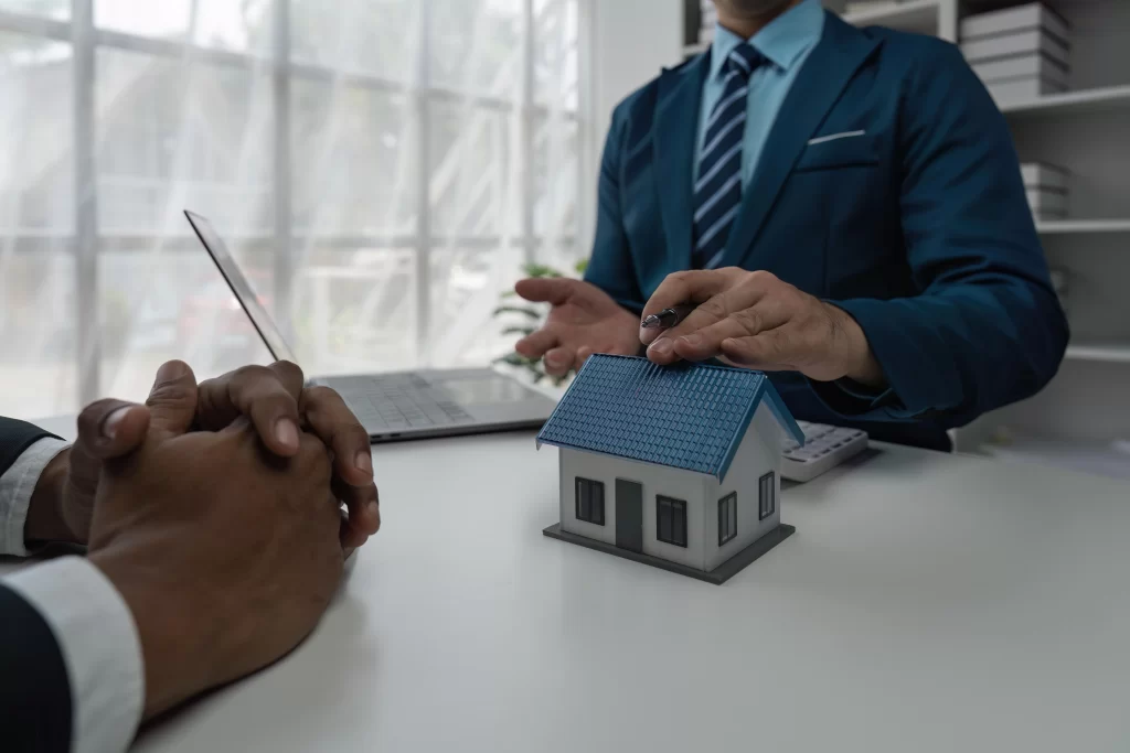 Why Private Lending Is Surging as Banks Tighten Up